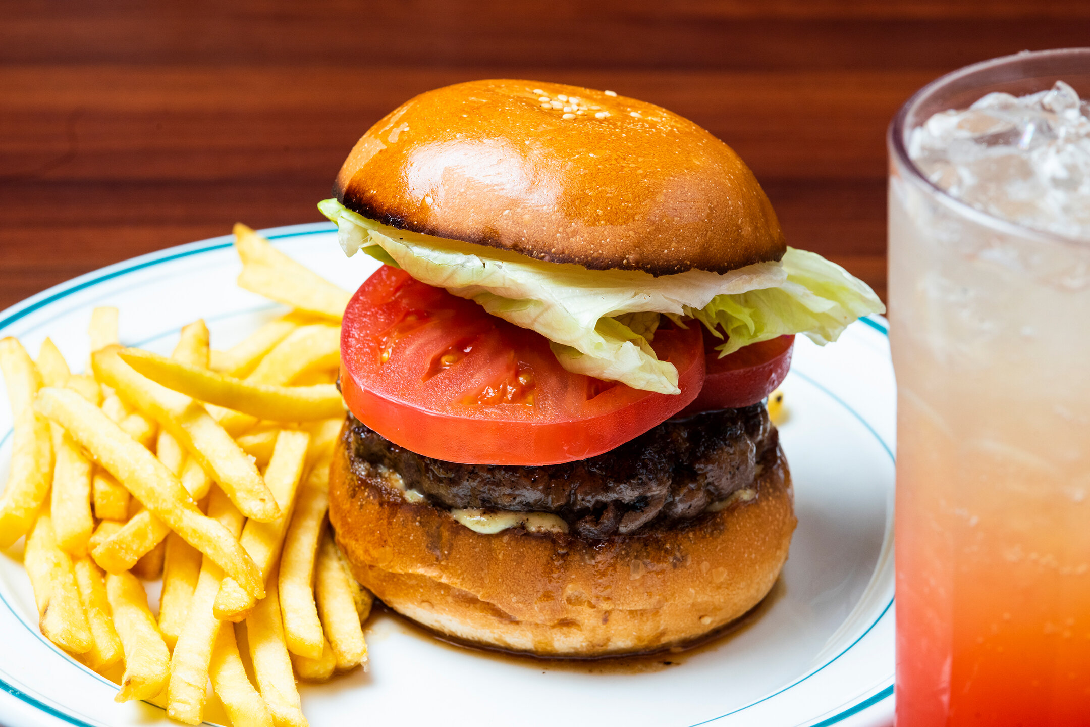 福生ベースサイドストリートで異国情緒あふれる大人のアメリカンさんぽ