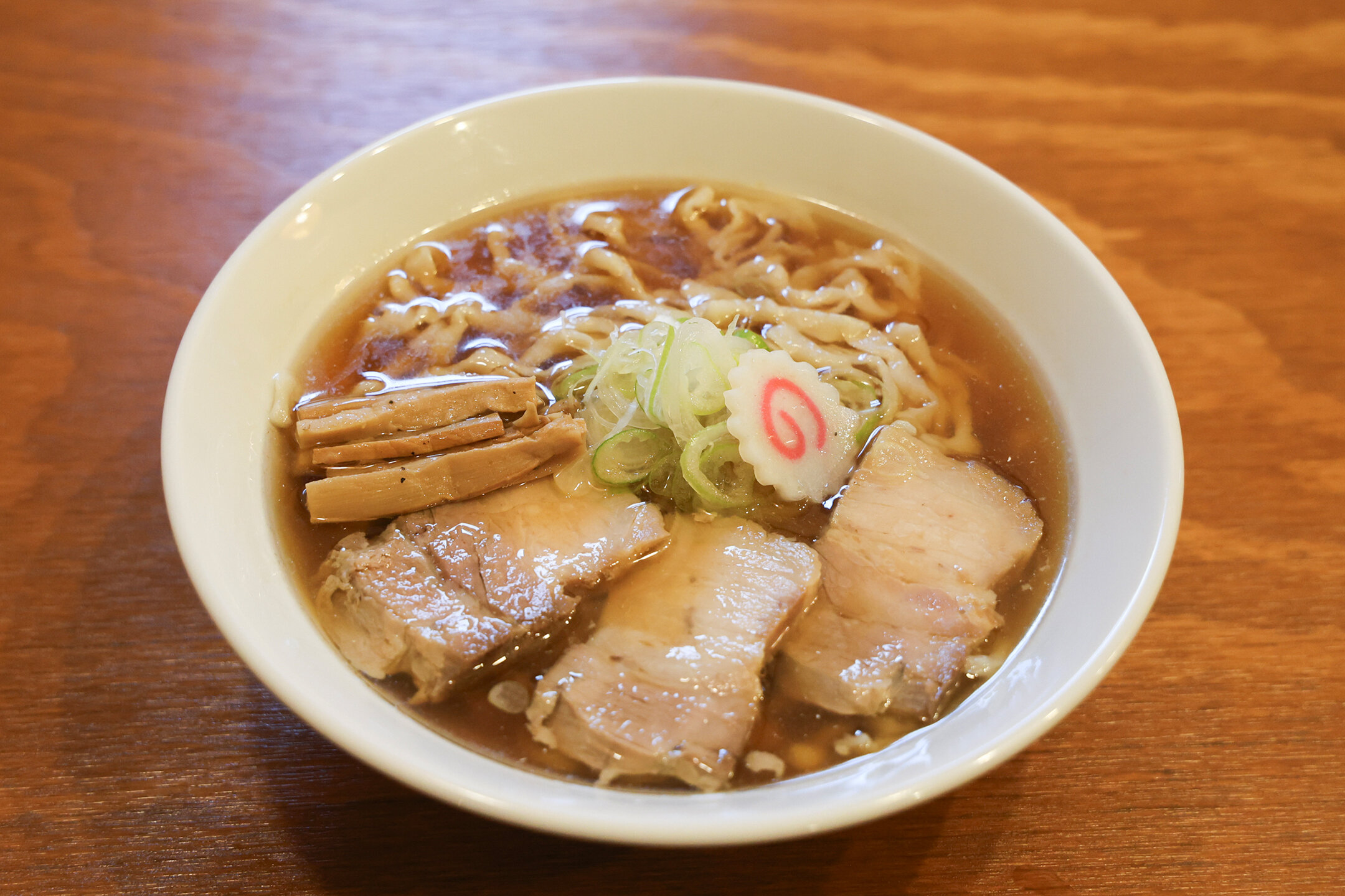 蔵の街・喜多方で桜とご当地ラーメンを楽しむ春の旅